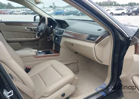 2011 Mercedes-Benz E 350 from USA, damaged, VIN WDDHF5GBXBA395555